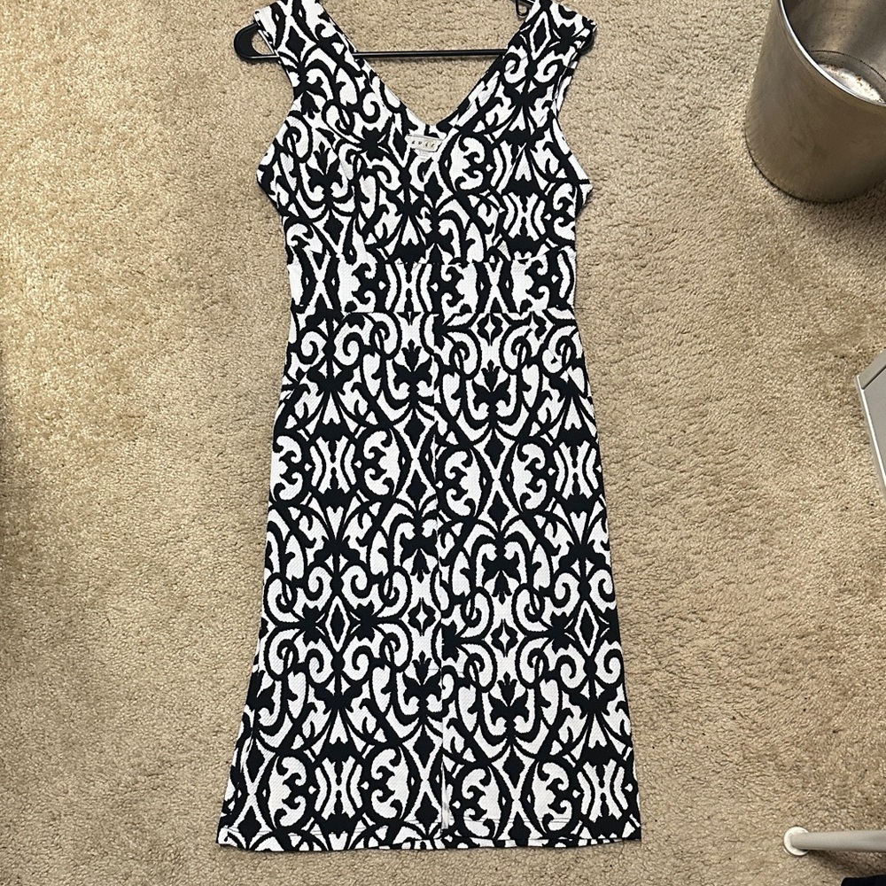Avital White and black Dress Small